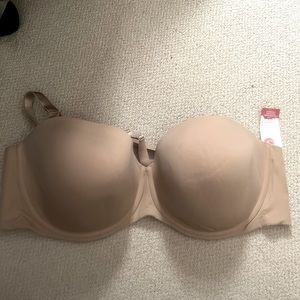 NWT* Cacique Lightly Lined Multi Way Strapless Size 44G